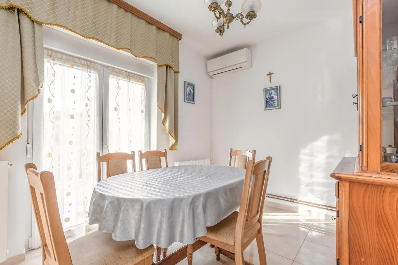 Barica Apartment Porec 0*,